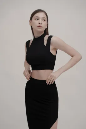 APERA Top in Black