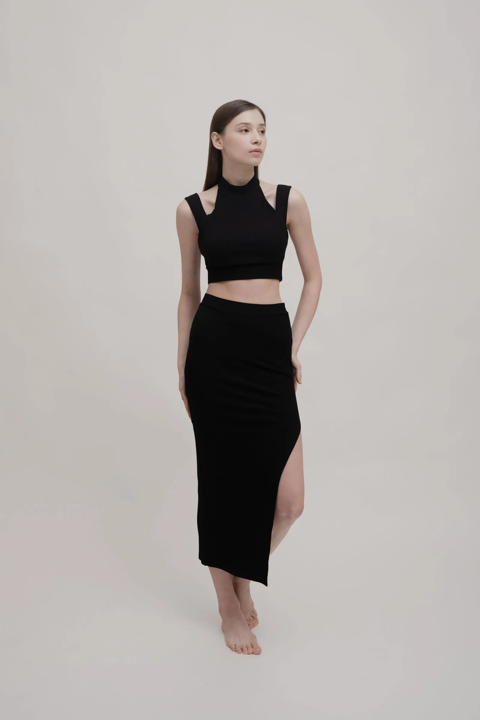 APERA Top in Black