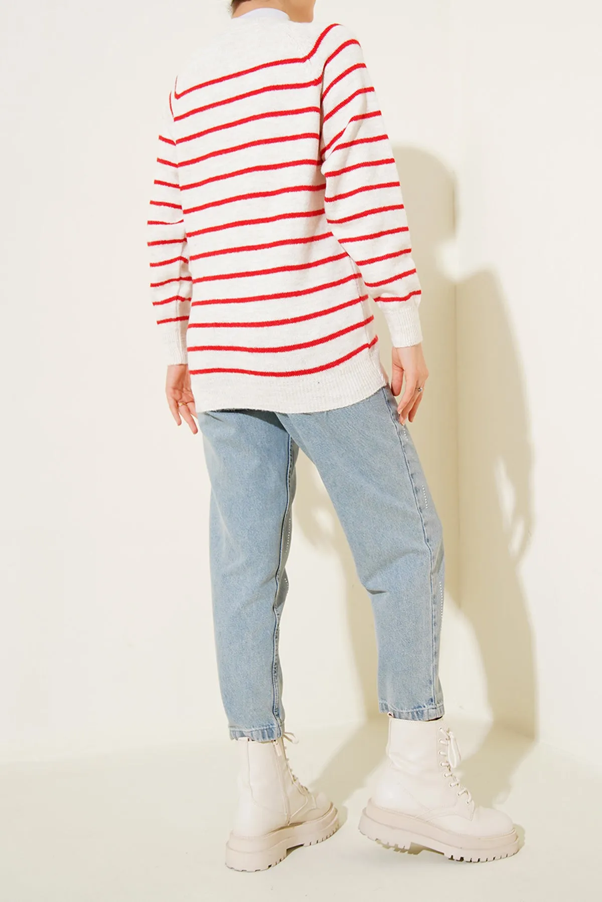 BGD Women Buttoned Sweater - Burgundy - Avondale