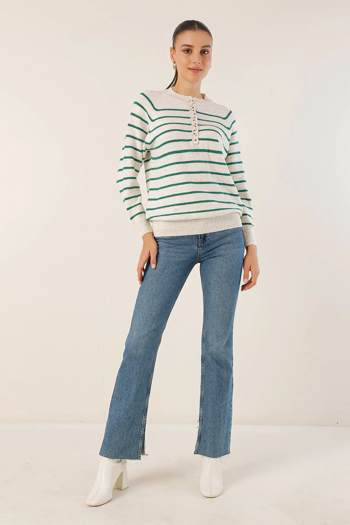 BGD Women Buttoned Sweater - Ecru - Avondale